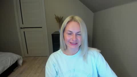 Alicee online show from October 12, 7:27 pm