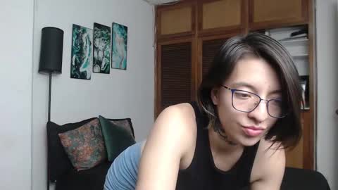 alicee_logan_ online show from January 17, 2:32 am