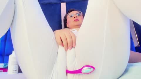 alicehott_05 online show from May 6, 4:07 am