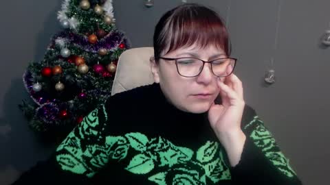 AliceInks online show from December 21, 6:53 am