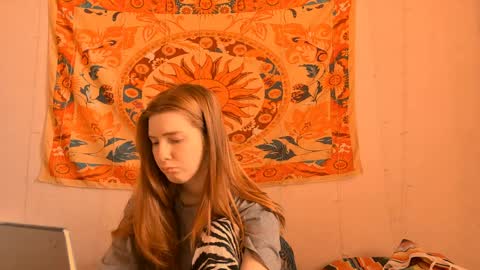 Alice online show from April 5, 5:04 am