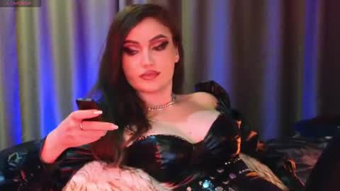 alicejameson online show from July 10, 9:30 pm