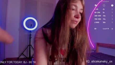 Alice 19 online show from February 9, 10:56 pm