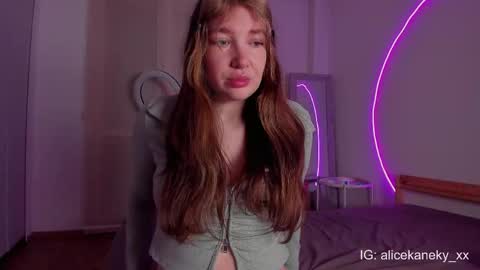 Alice 19 online show from January 12, 12:06 am