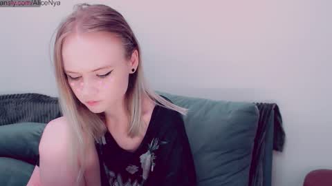 Alice online show from October 29, 5:09 am