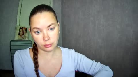 AlicexFresh online show from August 7, 8:34 am