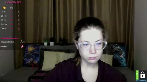 Snapshot of alicia_folow chatting on October 7, 11:17 am Alicia online show from October 7, 11:17 am