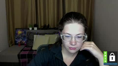 Snapshot of alicia_folow chatting on September 27, 6:16 pm Alicia online show from September 27, 6:16 pm