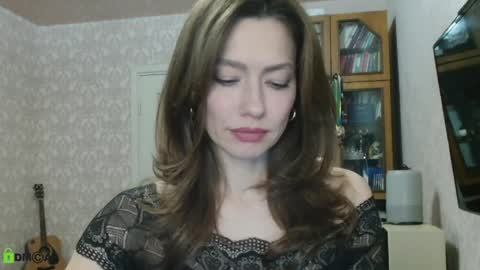 Alicia online show from March 25, 4:47 pm