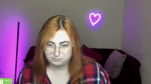 Snapshot of alicia_side_red chatting on September 19, 5:44 am Alicia online show from September 19, 5:44 am