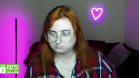 Snapshot of alicia_side_red chatting on October 9, 11:26 am Alicia online show from October 9, 11:26 am