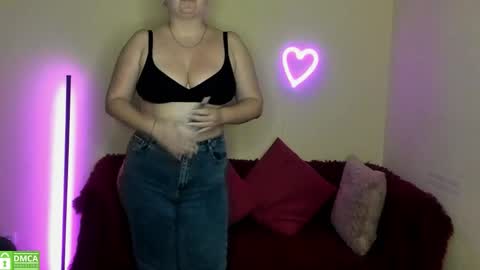 Snapshot of alicia_side_red chatting on September 25, 11:39 am Alicia online show from September 25, 11:39 am