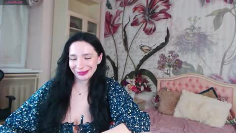 Veronica online show from November 20, 4:48 pm