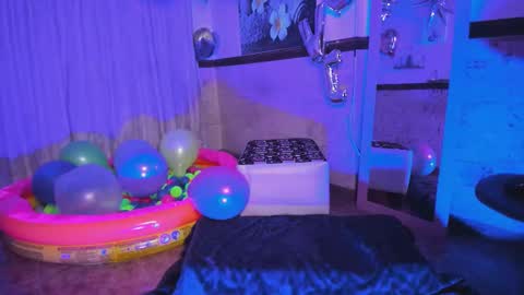  Alicia  online show from December 1, 12:14 pm