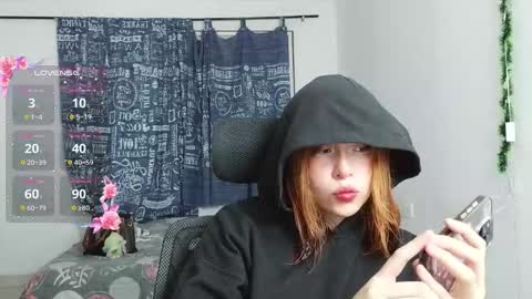 aliciia_23 online show from February 5, 2:48 am