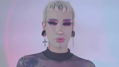     online show from February 28, 12:14 am