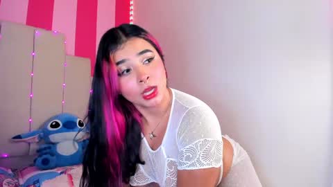 Snapshot of aliice_wonderland_ chatting on February 8, 7:26 am Aliice Brown online show from February 8, 7:26 am