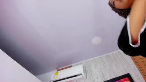 alika online show from April 5, 2:25 pm