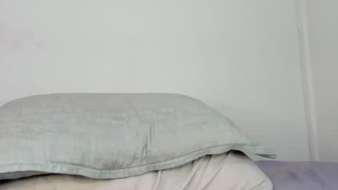 alika_jonhson_ online show from March 1, 2:27 am