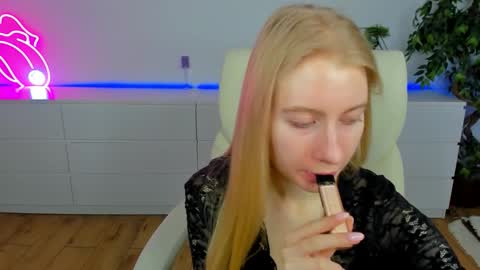 Alina online show from March 14, 6:39 am