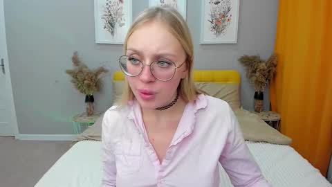 alinaocean online show from November 27, 4:25 pm