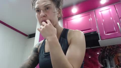 Snapshot of alipetite_ chatting on September 24, 11:11 pm alipetite online show from September 24, 11:11 pm