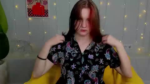 alisa_shybaby online show from October 22, 8:17 am