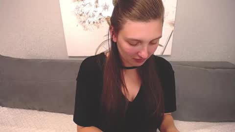 Alisa online show from October 2, 1:43 pm