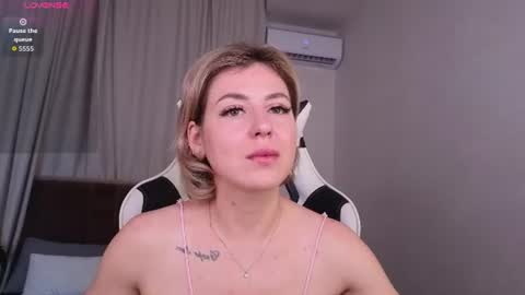 Alise Lexis online show from July 5, 3:09 am