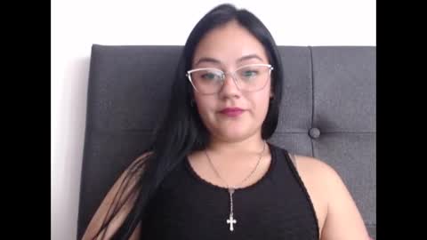 alisha_9997 online show from March 20, 10:15 pm