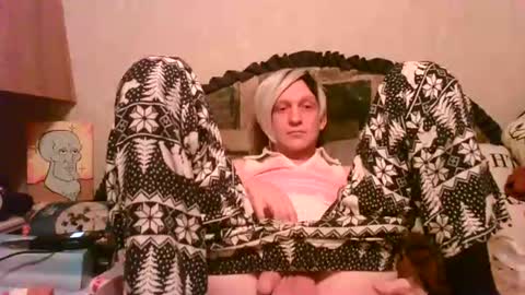 Snapshot of alishaluv chatting on October 16, 4:23 am Alisha online show from October 16, 4:23 am