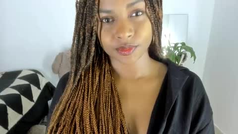 Snapshot of alison_ker chatting on September 30, 7:19 am Sofias house online show from September 30, 7:19 am
