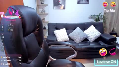 Alisson online show from January 6, 5:28 pm