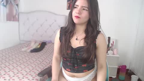 Snapshot of alissa_morrison chatting on September 29, 4:28 pm alissa_morrison online show from September 29, 4:28 pm