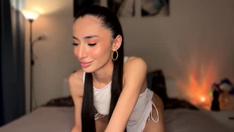 Snapshot of alissadreams chatting on October 18, 6:34 pm Alissa online show from October 18, 6:34 pm