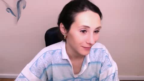 Snapshot of alissajersy_ chatting on October 30, 10:05 am Alissa online show from October 30, 10:05 am