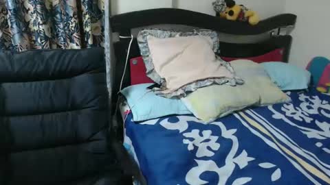 allise online show from February 23, 2:14 pm