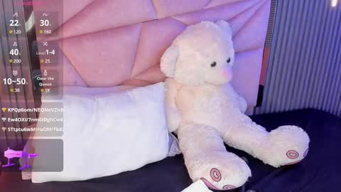 Snapshot of alisse_miller chatting on February 10, 6:42 am Alisse Miller online show from February 10, 6:42 am