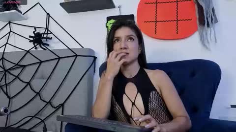 Snapshot of alisson0002 chatting on October 17, 12:20 pm alisson0002 online show from October 17, 12:20 pm