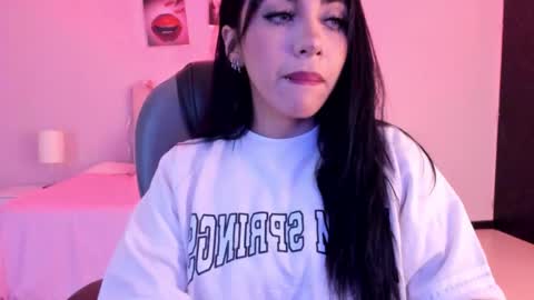 alisson__cortez online show from February 12, 1:26 pm