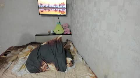 AlisTrisx online show from December 5, 4:49 pm