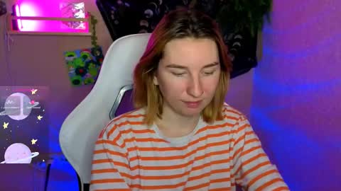 Snapshot of alisun_ chatting on September 9, 5:57 pm A L I C E online show from September 9, 5:57 pm