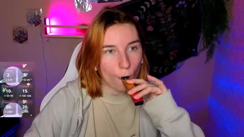 Snapshot of alisun_ chatting on September 14, 8:54 pm A L I C E online show from September 14, 8:54 pm