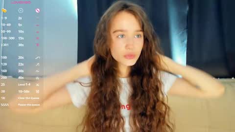 Alivia online show from April 1, 8:15 am