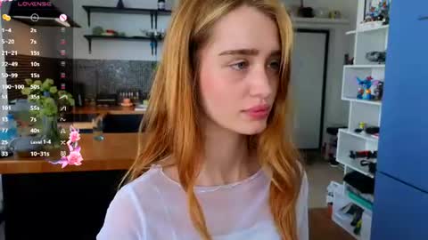 Alivia    online show from August 3, 10:21 am