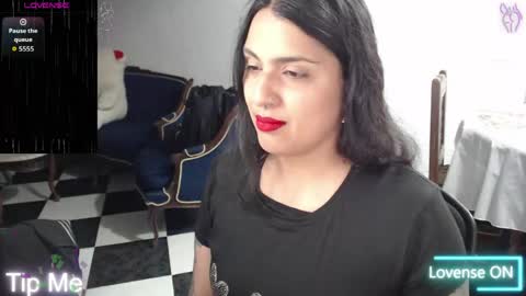 Alix online show from May 5, 2:29 am