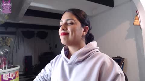 Alix online show from September 17, 2:48 am