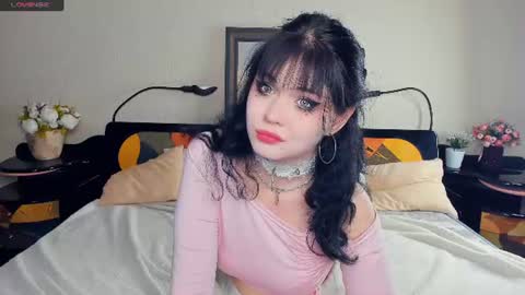 Emily online show from June 17, 12:10 pm