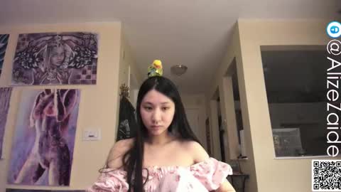 Alize Zaide online show from November 6, 9:51 pm