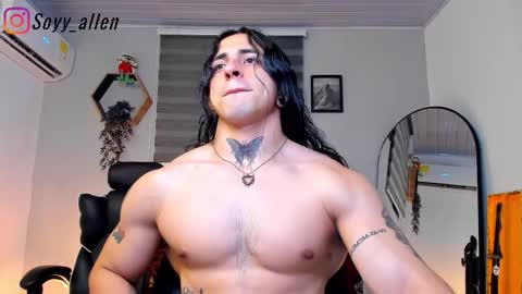 Snapshot of allen_rosse chatting on October 24, 2:01 am independent model 3 online show from October 24, 2:01 am